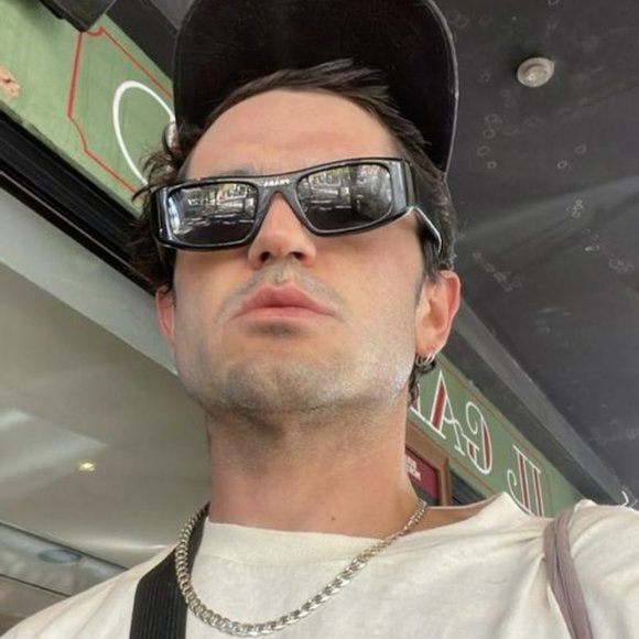 NEW Prada PR20WS 1AB5S0 Black Gray Rectangle Unisex Sunglasses - Picture 10 of 11